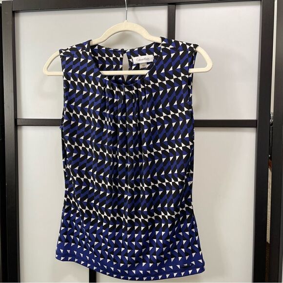 [s] Calvin Klein Black, White & Blue Geometric Patterned Sleeveless Blouse Tank - Picture 2 of 14